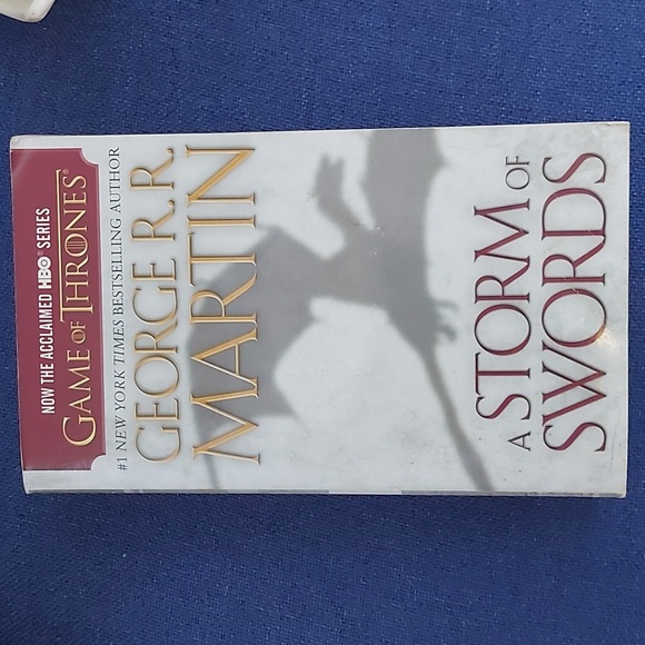 A Storm of Swords Paperback Novel - Picture 2 of 7